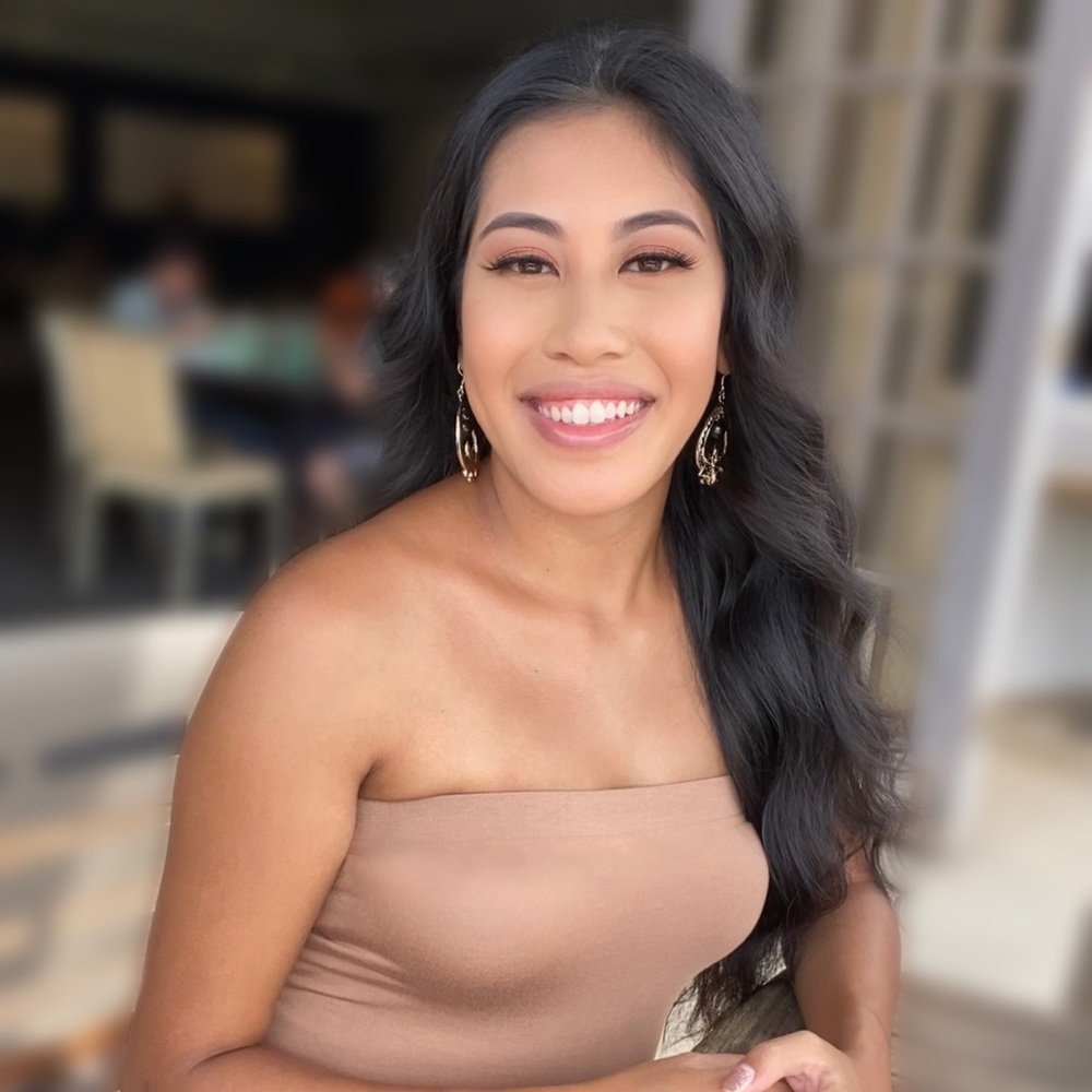 Meet your Posher, Naomi